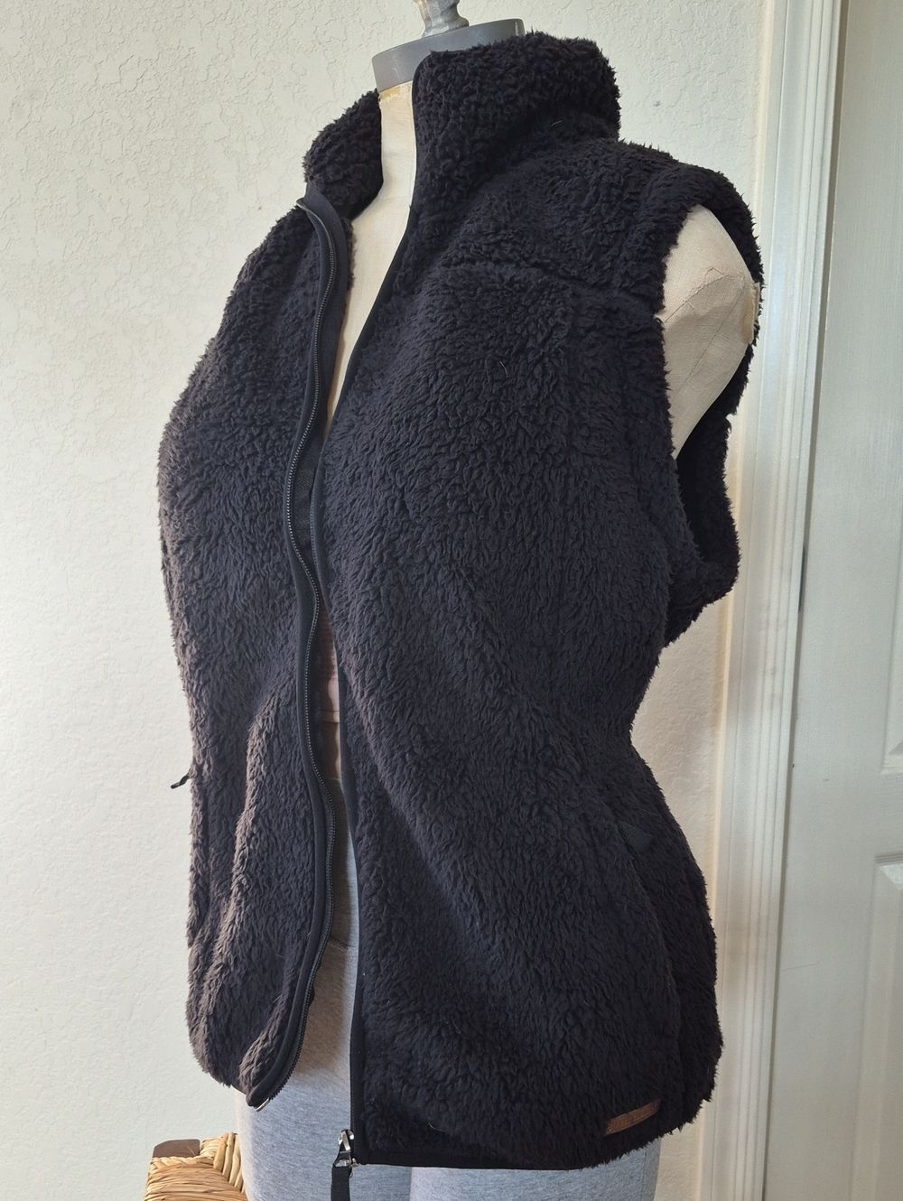 Free-country Y2K Women's Black Plush/Sherpa Vest With Pockets Sz Large